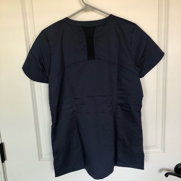 NWT Maevn EON Navy Scrub Top. - Picture 2 of 4